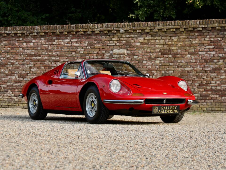 Image 49/50 de Ferrari Dino 246 GTS (1974)