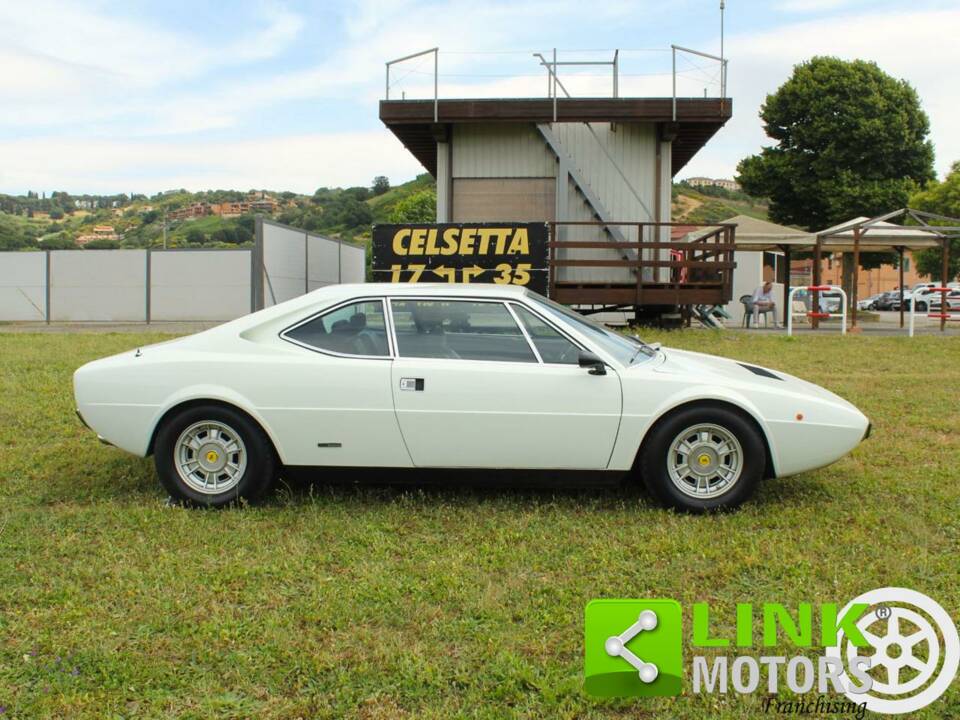 Imagen 2/10 de Ferrari 308 GT4 (1974)