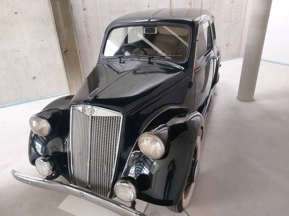 Image 19/27 of Lancia Ardea (1939)