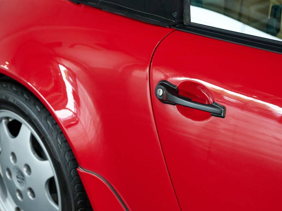 Bild 44/50 von Porsche 911 Carrera 2 (1990)