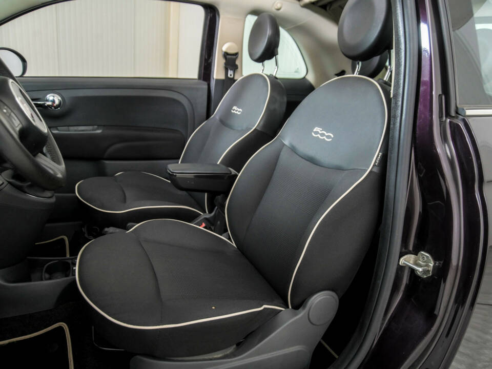 Image 31/49 of FIAT 500 C (2014)