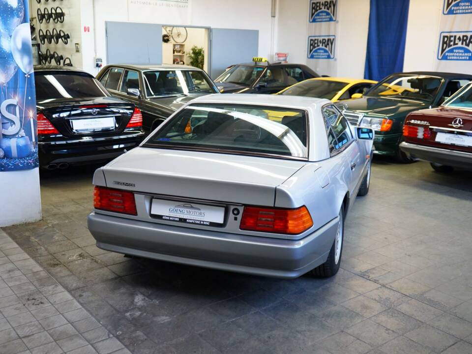 Image 25/42 of Mercedes-Benz 500 SL (1992)