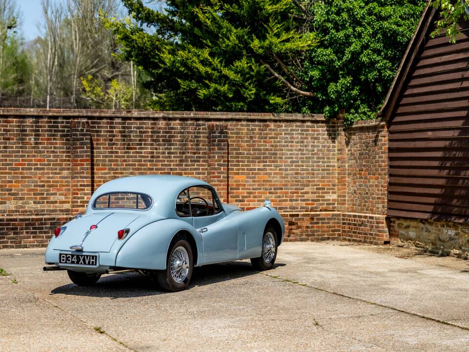 Image 9/50 of Jaguar XK 140 FHC (1955)