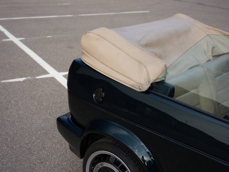 Bild 22/40 von Volkswagen Golf Mk I Convertible 1.8 (1991)