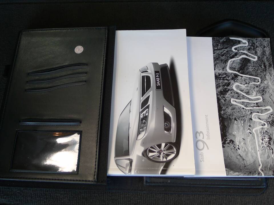 Image 21/43 of Saab 9-3 Turbo X (2008)