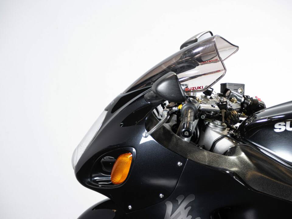 Bild 20/50 von Suzuki GSX Hayabusa 1300 (1999)