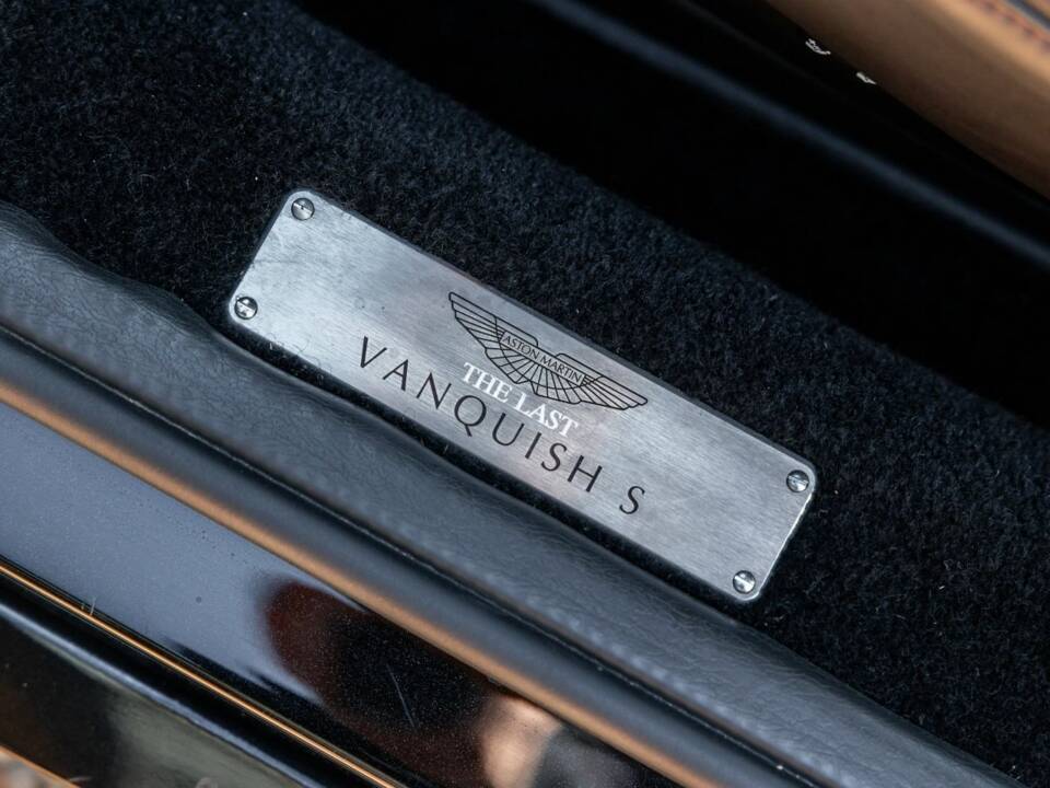 Bild 12/65 von Aston Martin V12 Vanquish S (2007)