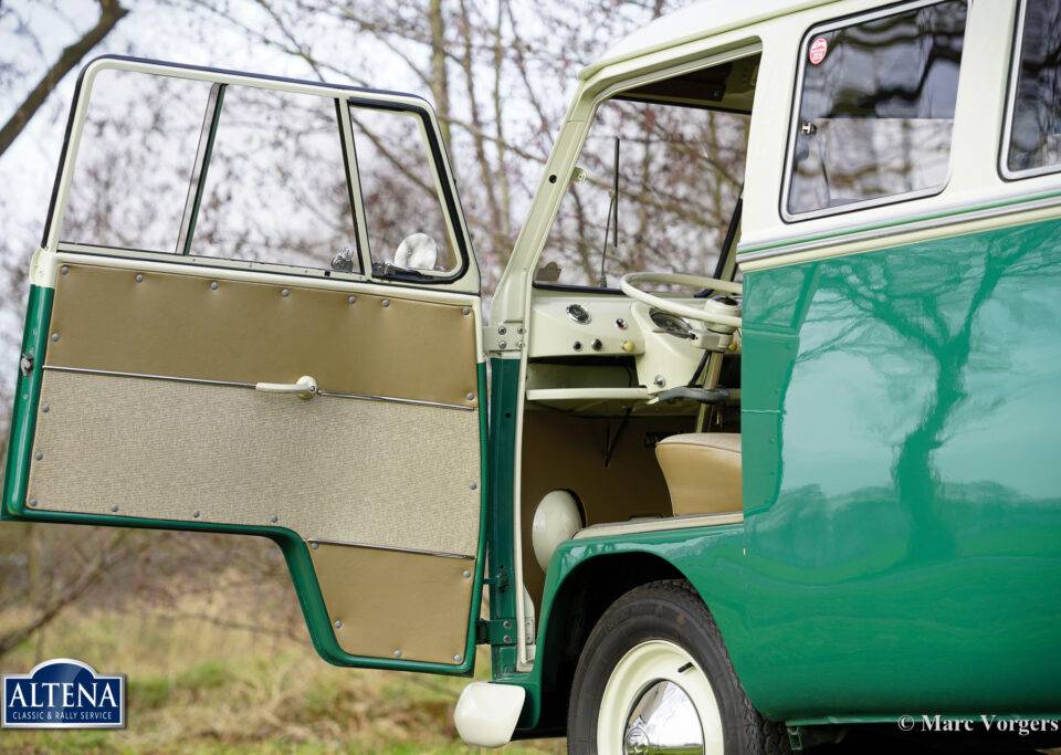 Image 23/60 of Volkswagen T1 camper (1964)