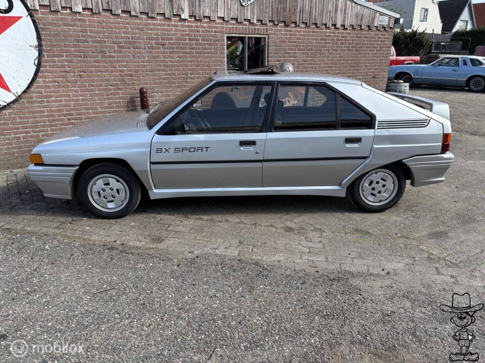 Imagen 22/50 de Citroën BX 19 Sport (1986)