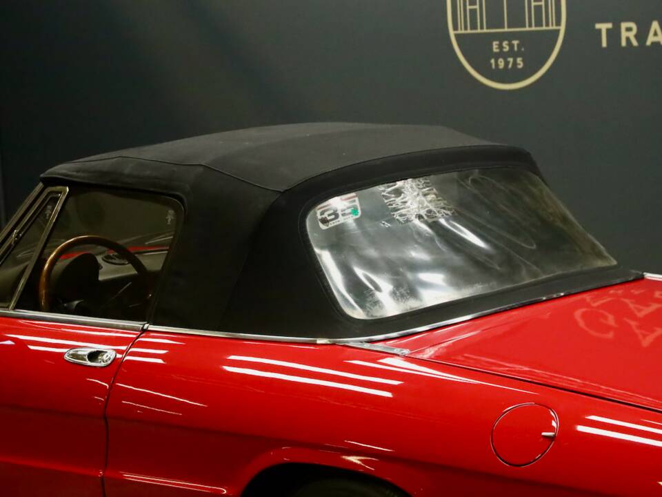 Image 17/50 of Alfa Romeo 2000 Spider Veloce (1982)