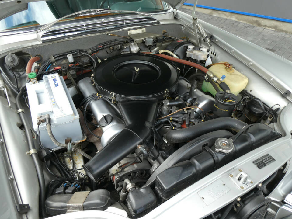 Image 24/31 of Mercedes-Benz 280 SE 3,5 (1970)