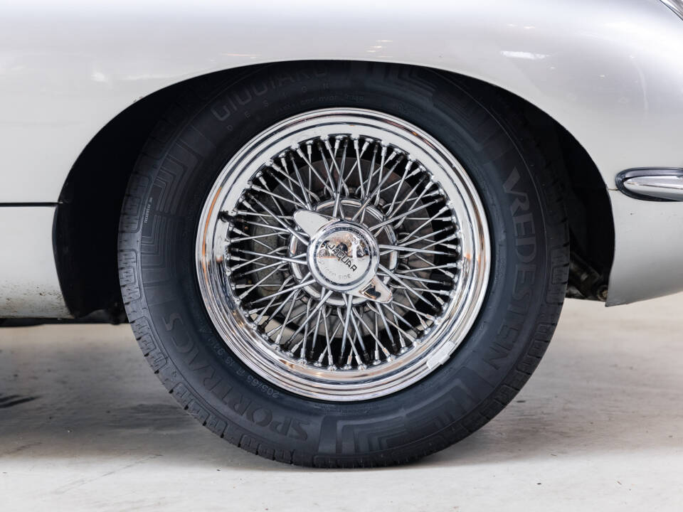 Immagine 37/42 di Jaguar E-Type 3.8 (1963)