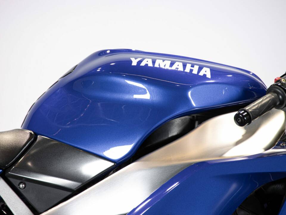 Bild 29/50 von Yamaha YZF 1000 R1 (1998)