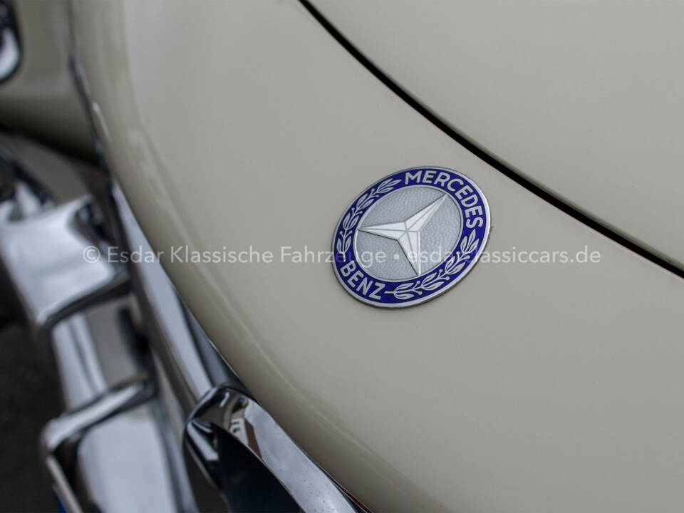 Image 37/38 de Mercedes-Benz 300 SL Roadster (1961)