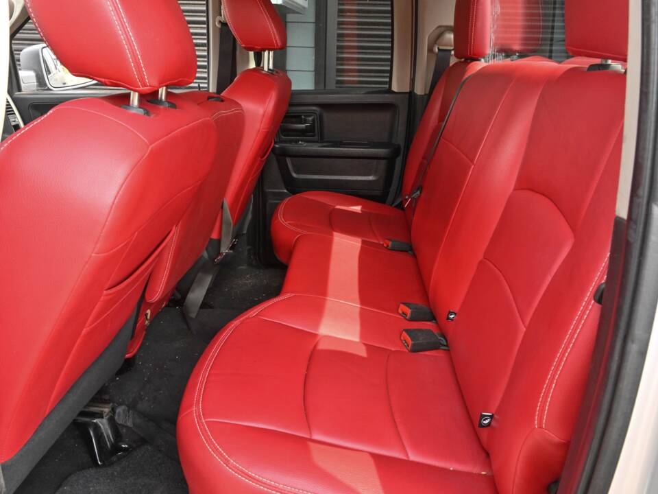 Imagen 33/50 de Dodge Ram 1500 (2011)