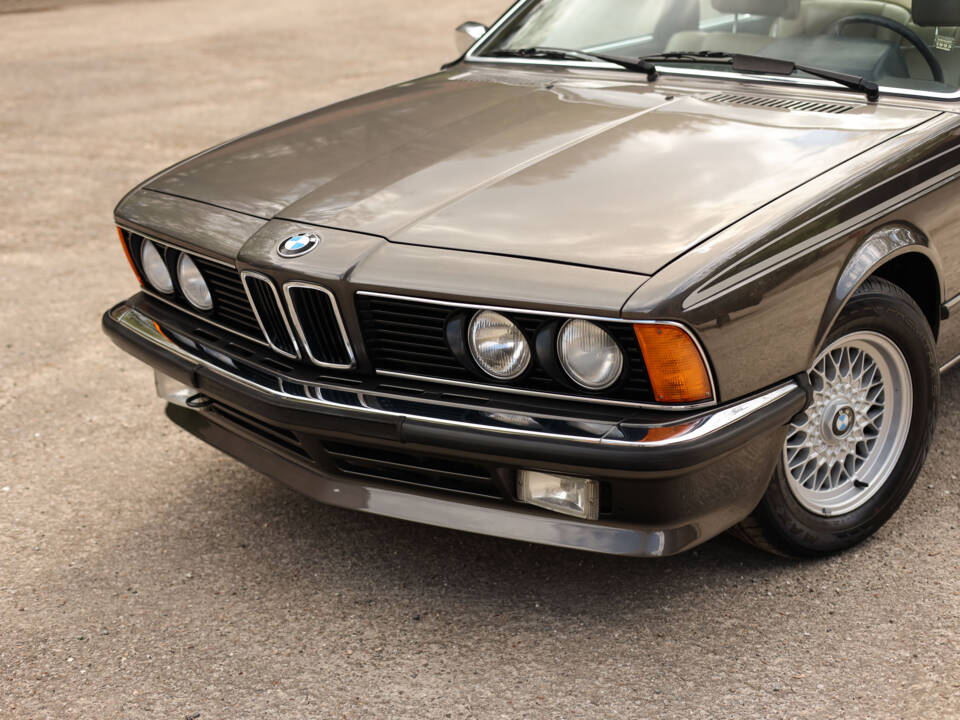 Immagine 3/60 di BMW 635 CSi (1980)