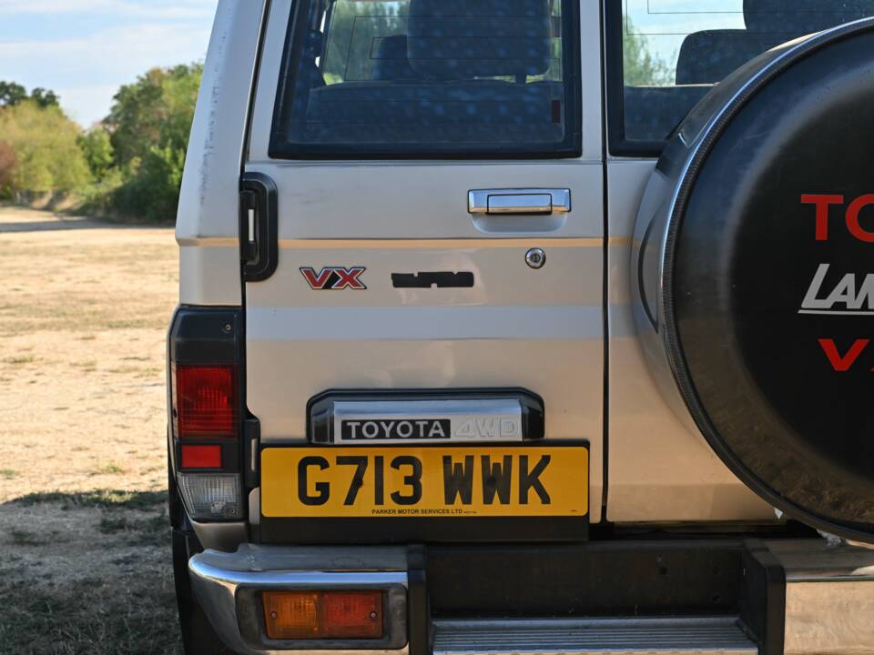 Bild 42/50 von Toyota Landcruiser Turbo LJ 70 (1989)