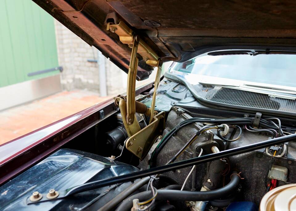 Bild 158/200 von Cadillac Coupe DeVille (1968)