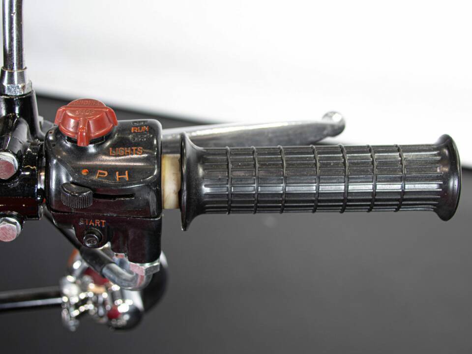 Afbeelding 47/50 van Honda CB 400 Four (1975)