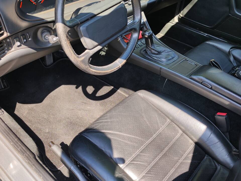 Bild 7/9 von Porsche 944 S2 (1990)