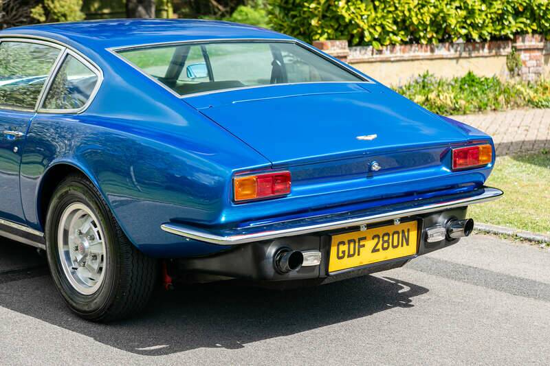 Image 9/43 de Aston Martin V8 (1974)