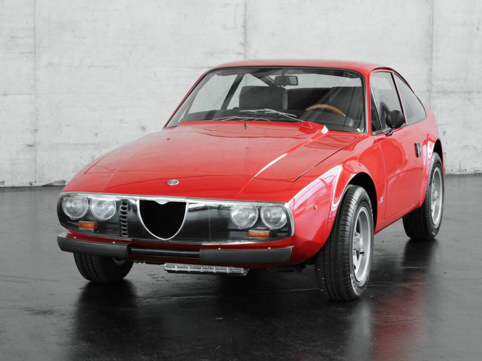 Image 6/50 of Alfa Romeo Junior Zagato GT 1300 (1972)