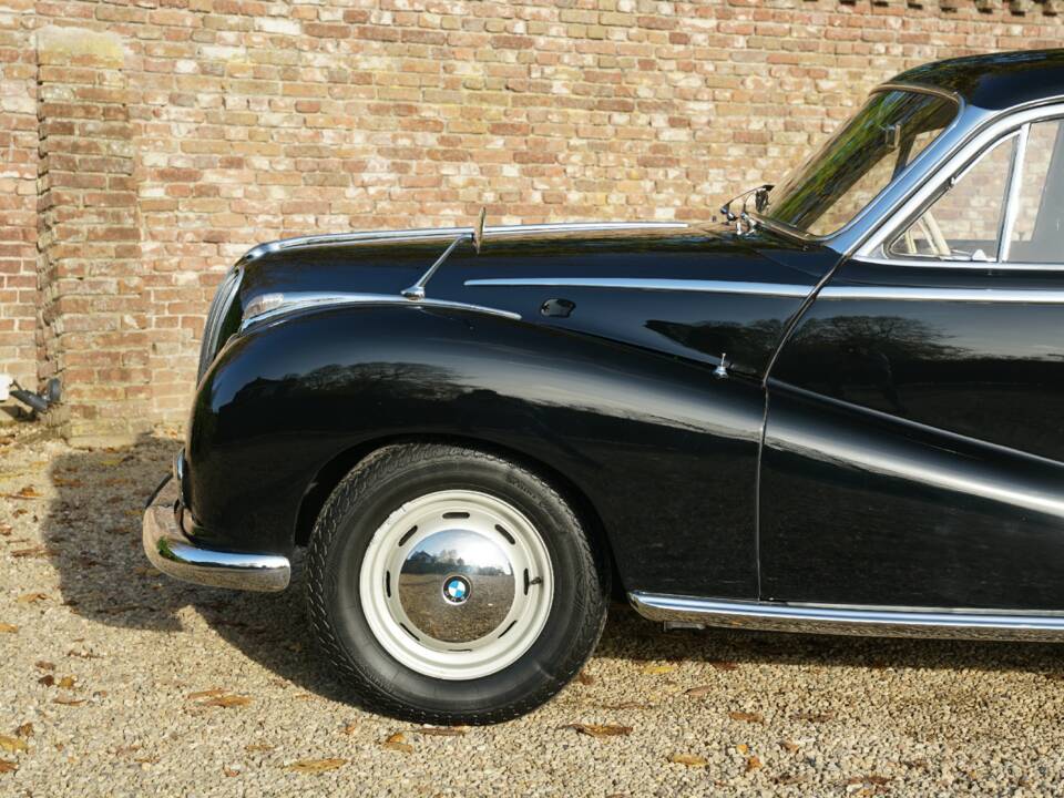 Afbeelding 13/50 van BMW 502 - 3.2 Litre (1958)