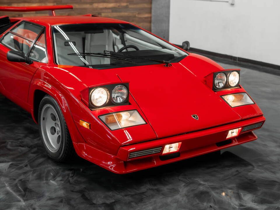 Image 40/50 of Lamborghini Countach LP 5000 S QV (1988)