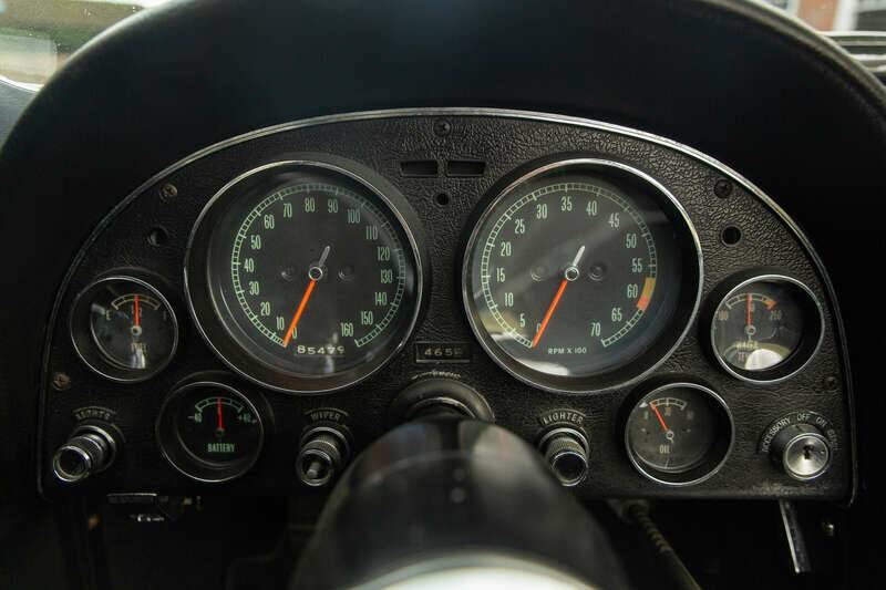 Bild 9/50 von Chevrolet Corvette Sting Ray Convertible (1966)