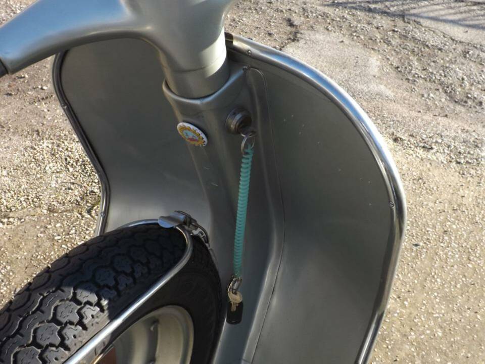 Image 16/35 of Piaggio DUMMY (1958)