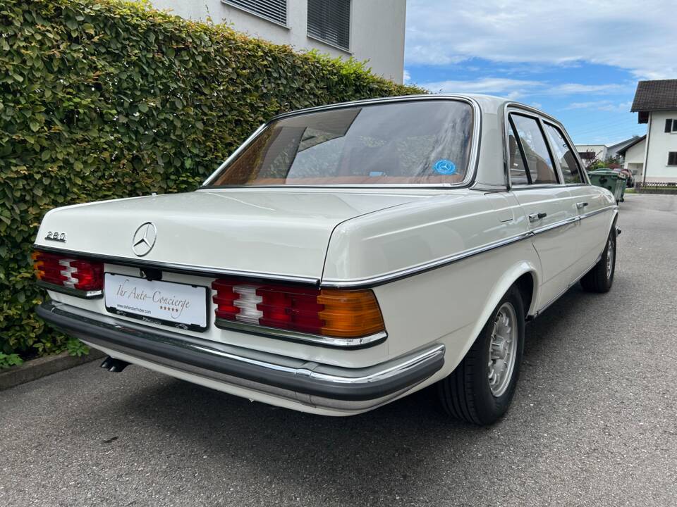 Bild 6/31 von Mercedes-Benz 280 (1978)