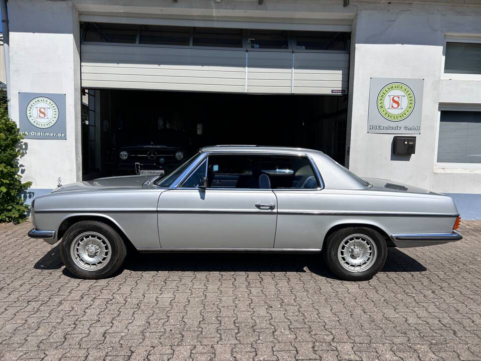 Image 50/61 of Mercedes-Benz 280 CE (1974)
