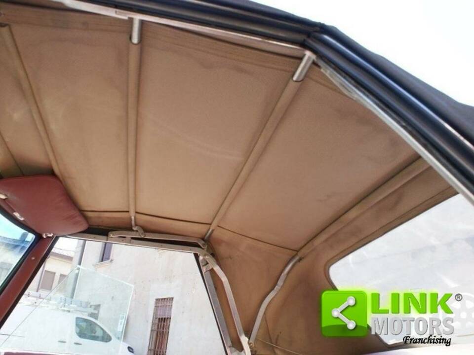 Image 17/50 of Mercedes-Benz 230 SL (1967)