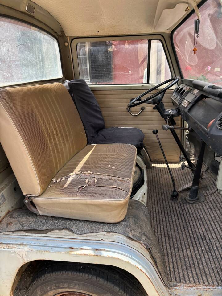 Image 15/26 of Volkswagen T2a Pritsche (1969)