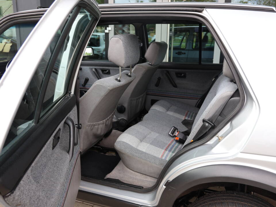 Imagen 10/21 de Volkswagen Golf Mk II Country Syncro 1.8 (1991)