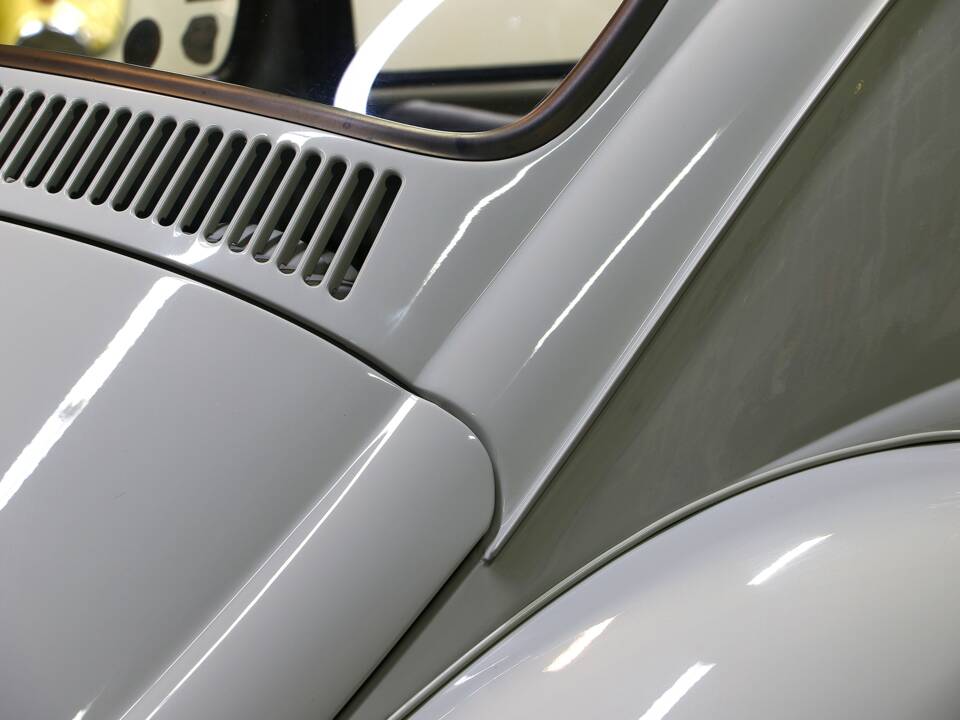 Image 37/39 of Volkswagen Escarabajo 1200 A (1965)