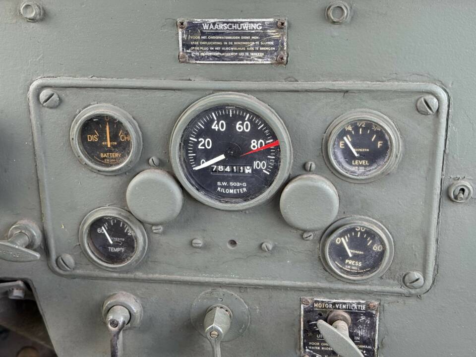 Image 16/27 of Nekaf Jeep M38 A1 (1956)