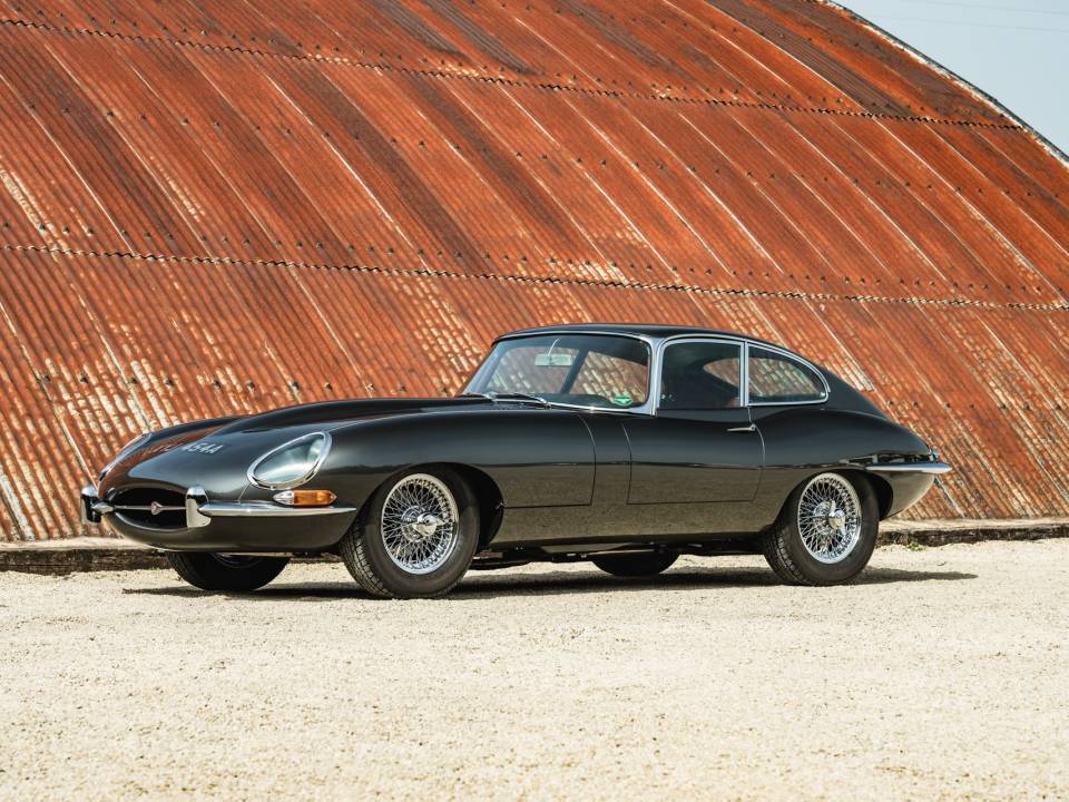 Immagine 1/46 di Jaguar E-Type 3.8 (1963)