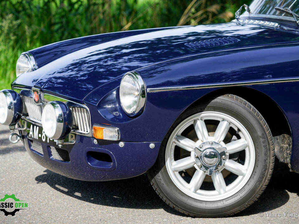 Imagen 26/45 de MG MGB (1969)