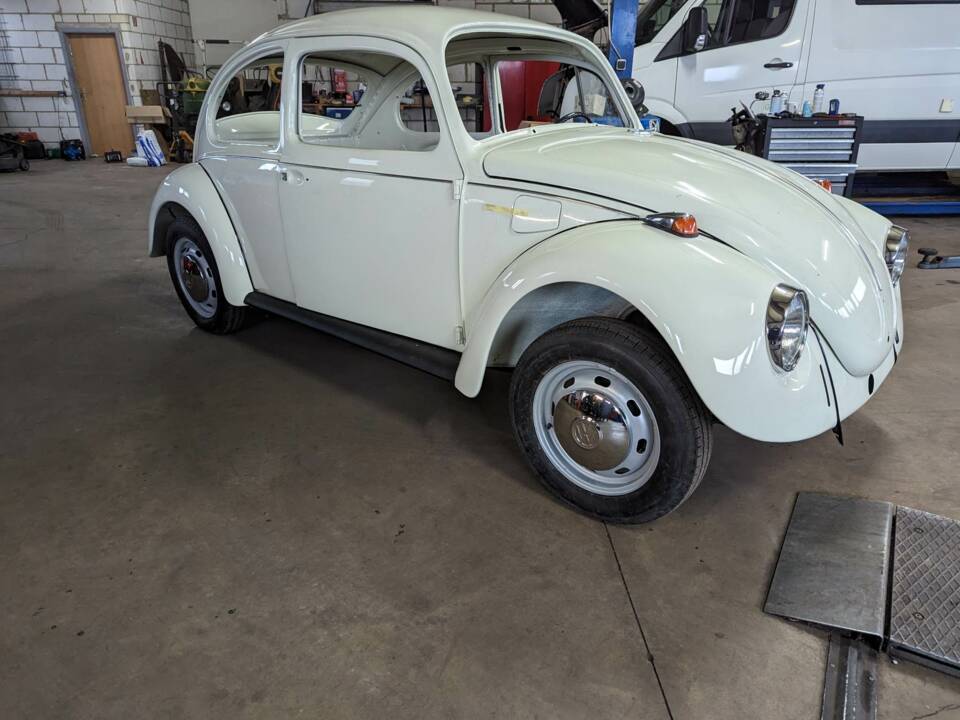 Bild 21/23 von Volkswagen Käfer 1300 (1970)