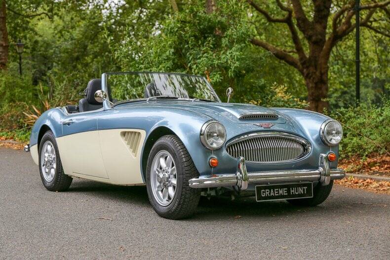 Image 2/42 de Austin-Healey 3000 Mk II (BN7) (1961)