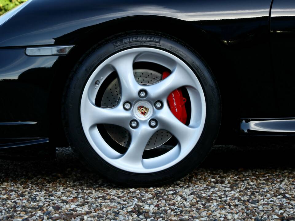 Image 31/50 of Porsche 911 Turbo (2002)