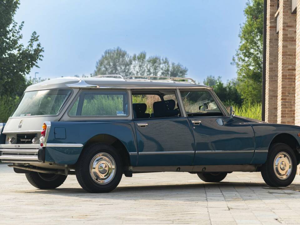 Bild 13/50 von Citroën DS 23 Break (1973)