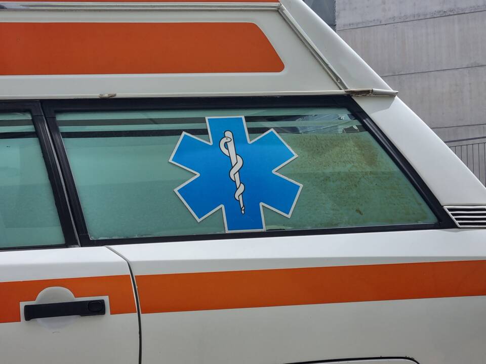 Bild 17/95 von Citroën CX 25 Turbo Diesel Break Heuliez (1987)