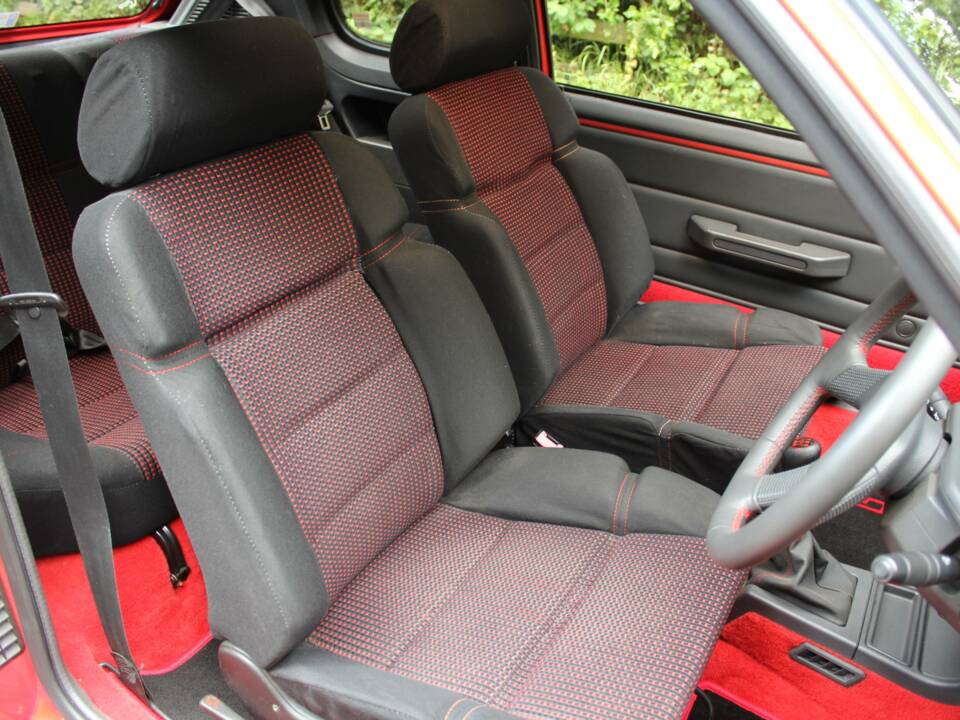 Imagen 10/17 de Peugeot 205 GTi 1.6 (1989)