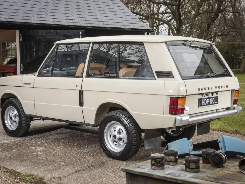 Image 9/22 of Land Rover Range Rover Classic (1972)