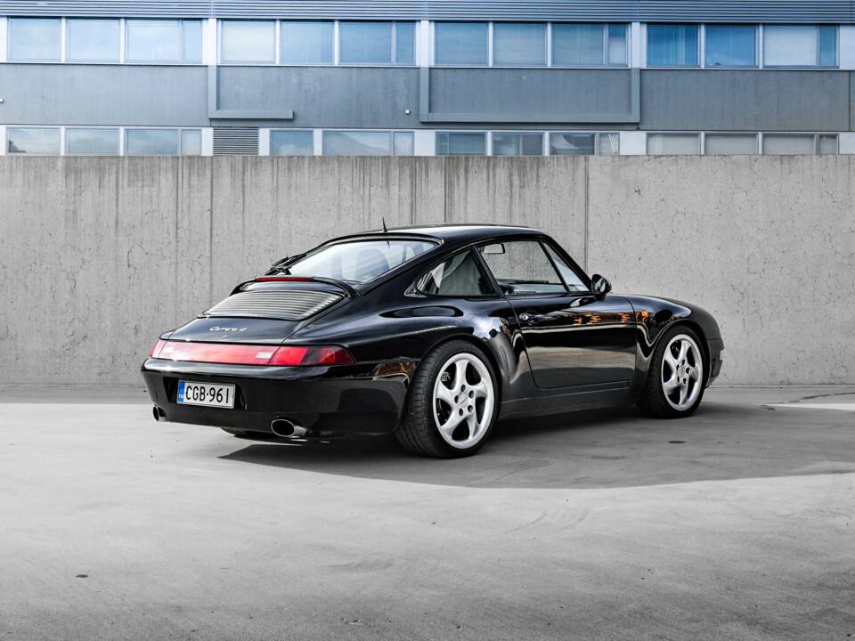 Immagine 4/41 di Porsche 911 Carrera 4 (1995)