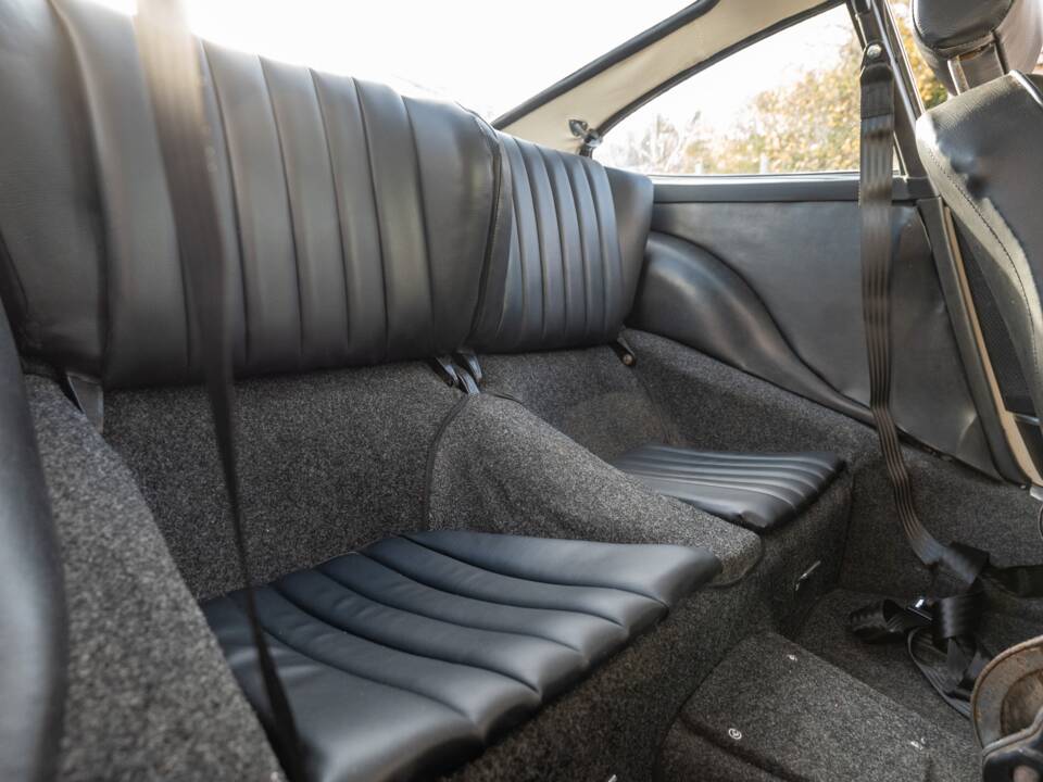 Image 17/25 of Porsche 911 2.2 T (1971)