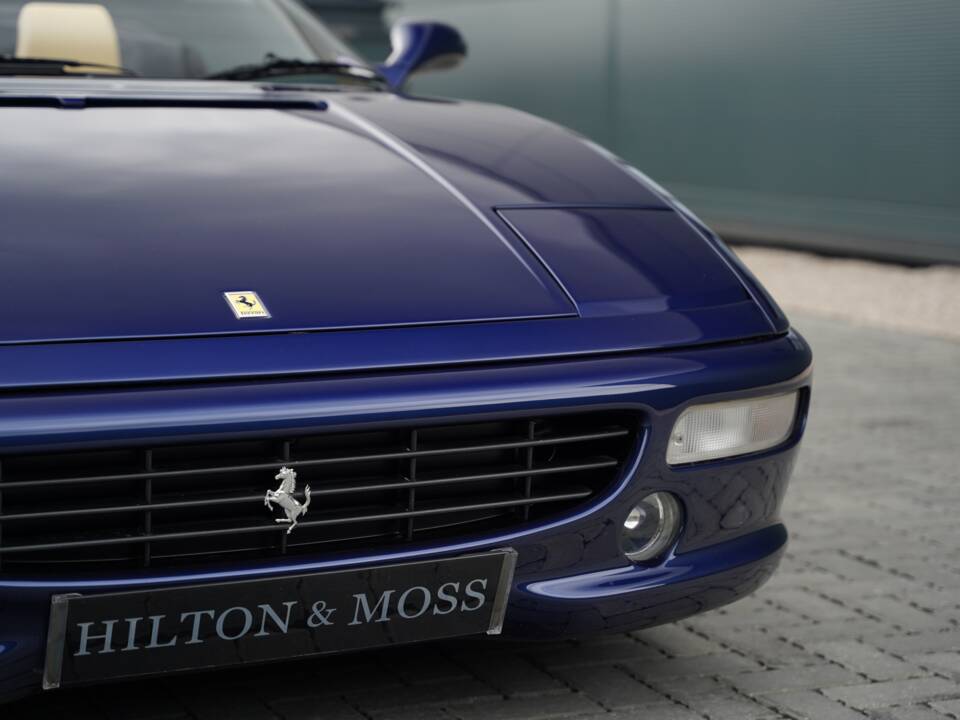 Image 25/50 de Ferrari F 355 Spider (1998)