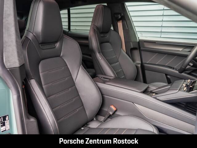 Imagen 24/35 de Porsche Cayenne Turbo E-Hybrid (1900)
